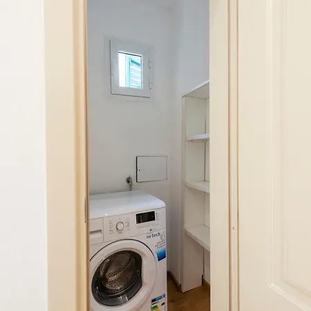 Santa Croce Palace By Mmega *