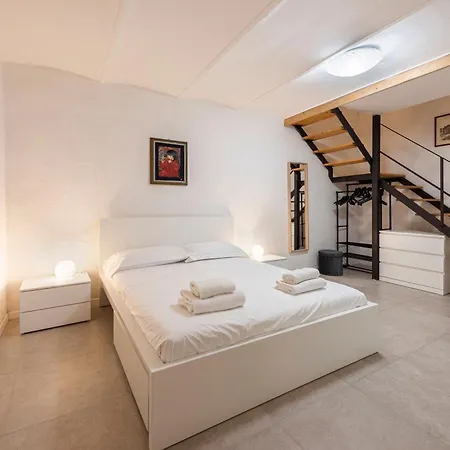 Apartamento Santa Croce Palace *