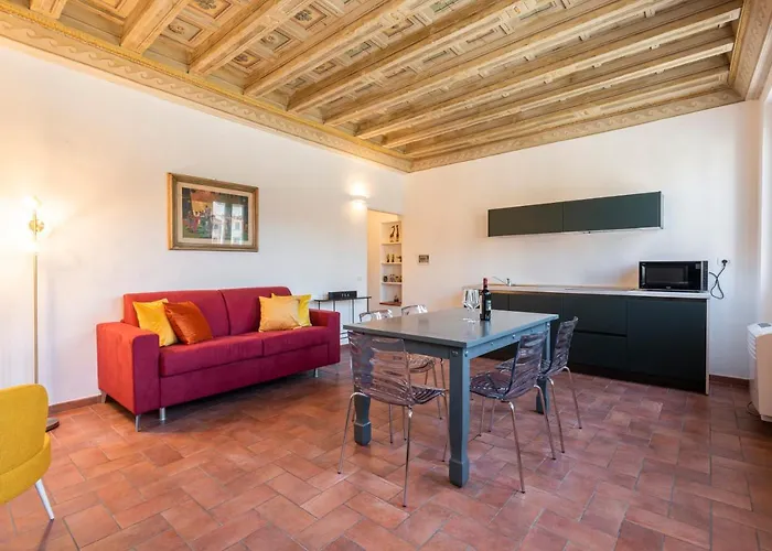 Santa Croce Palace By Mmega Apartmán