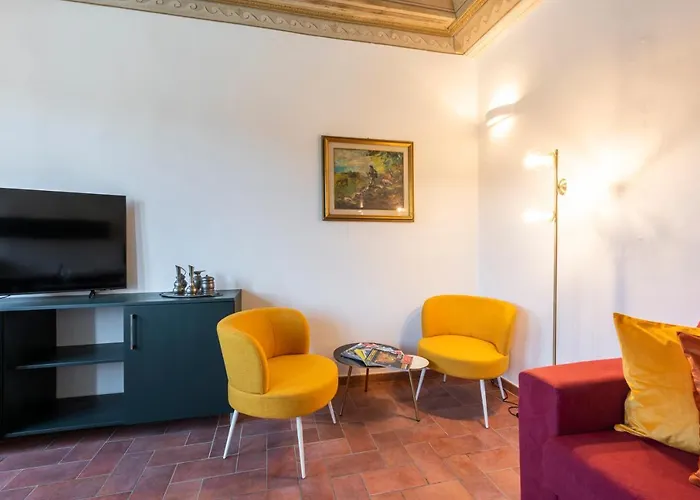 Santa Croce Palace By Mmega