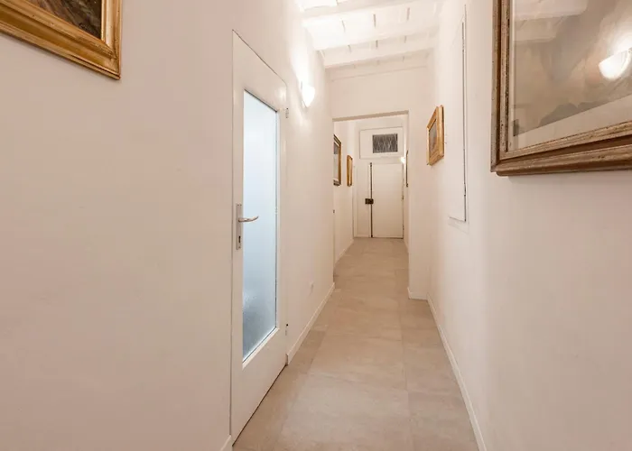 Santa Croce Palace By Mmega Apartmán